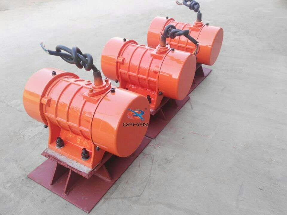 倉壁振動(dòng)器